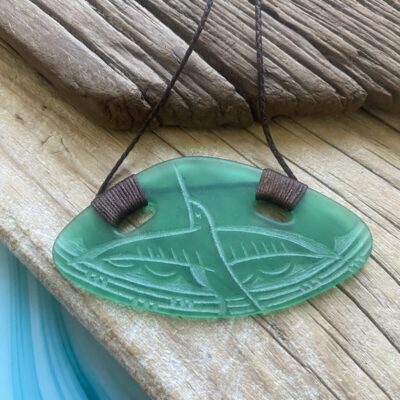 Glass pendant - engraved glass Kuaka/Godwit design