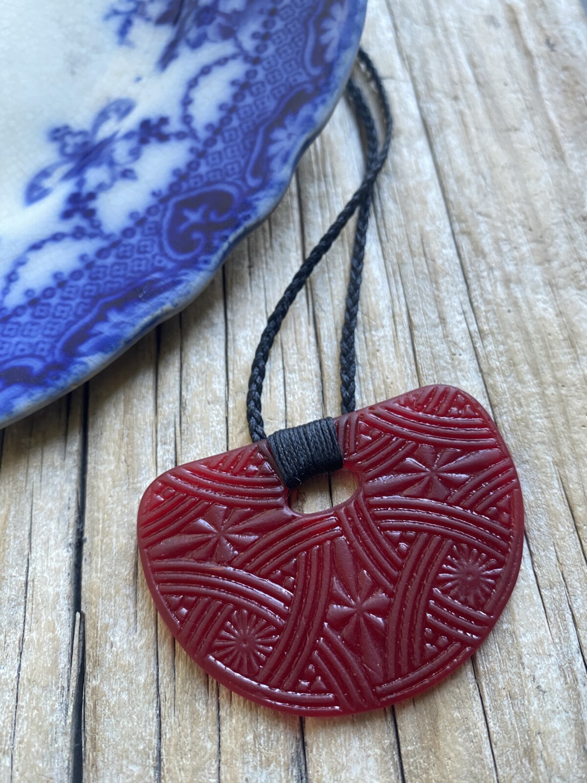 Pressed-glass-semi-circle-pendant-CELTIC, RED